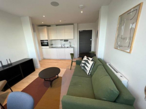1 double bed apartament with gym, cinema and pool table in front of the Wembley stadium